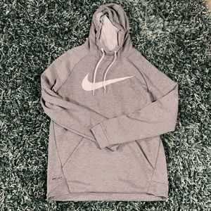 Nike dri-fit sweatshirt size L